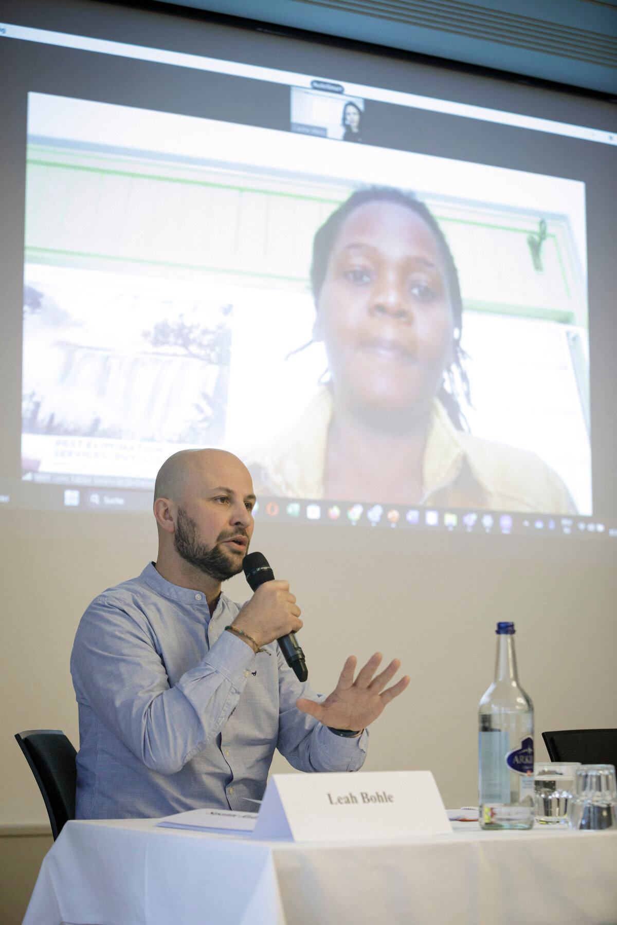 Hafid Derbal et Talent Jumbo &agrave; notre SRHR Conference 2023. Photo: Daniel Rihs / &copy; Network Medicus Mundi Switzerland