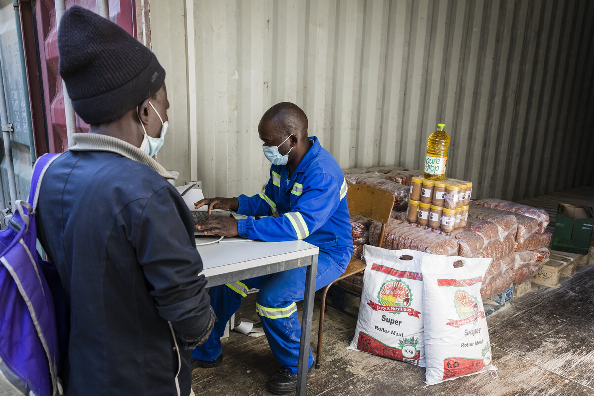 Food Distribution at Newlands Clinic. Photo: &copy; Ruedi L&uuml;thy Foundation/ Philipp Andrew