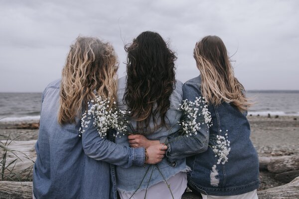 Women, power, and cancer: a need for change and a force for progress