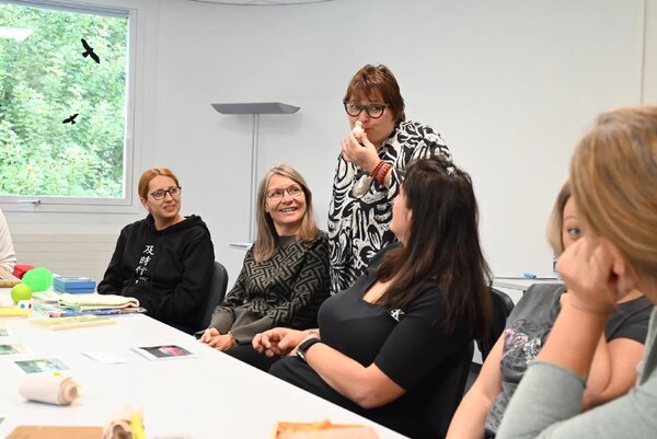 Für betreuende Angehörige: Alltagsgestaltung mit Demenz