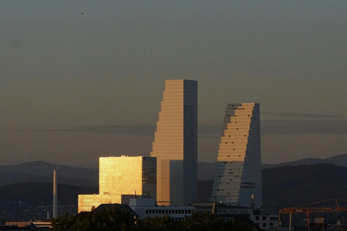 Roche Pharma, Basel. Foto von Walter Brunner auf Unsplash<br>