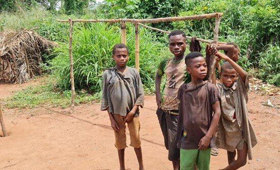Jeunesse Aka en R&eacute;publique Centrafricaine : quel avenir ? Photo: &copy; FAIRMED Cameroun - OCEAC project<br>