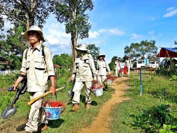 Retrait de la Lituanie de la convention sur les armes à sous-munitions, armes interdites et illégitimes