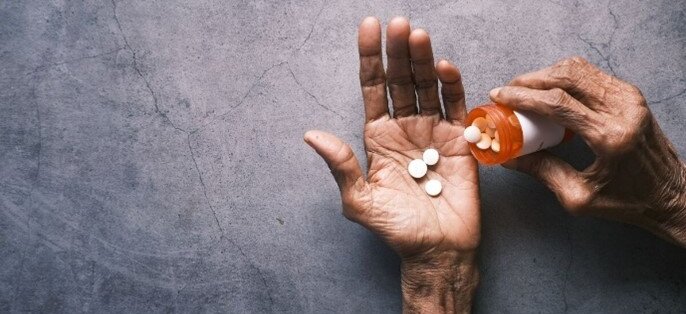 Déterminants commerciaux de la santé et inégalité d’accès aux médicaments
