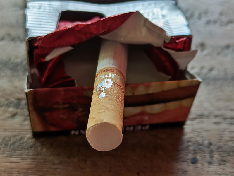 Tobacco firm Philip Morris calls for ban on cigarettes within decade