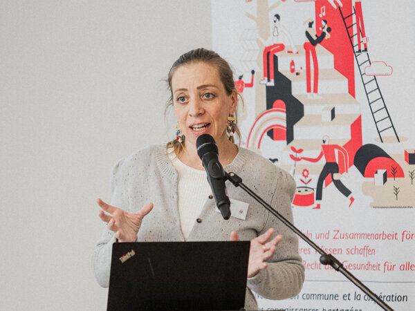 MAM*AI Developing an AI-enabled Medical Chatbot for Midwives