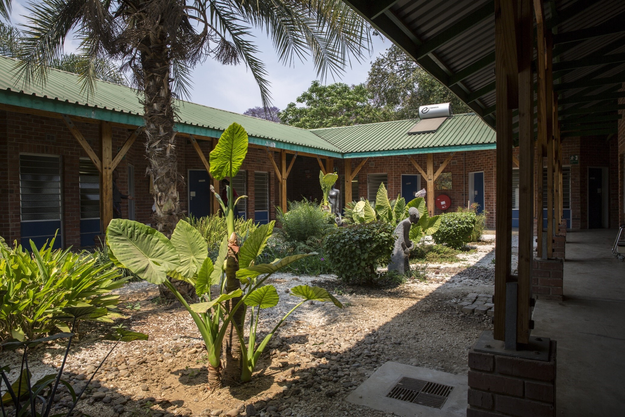 The Newlands Clinic, Harare. Photo: &copy; Patrick Rohr