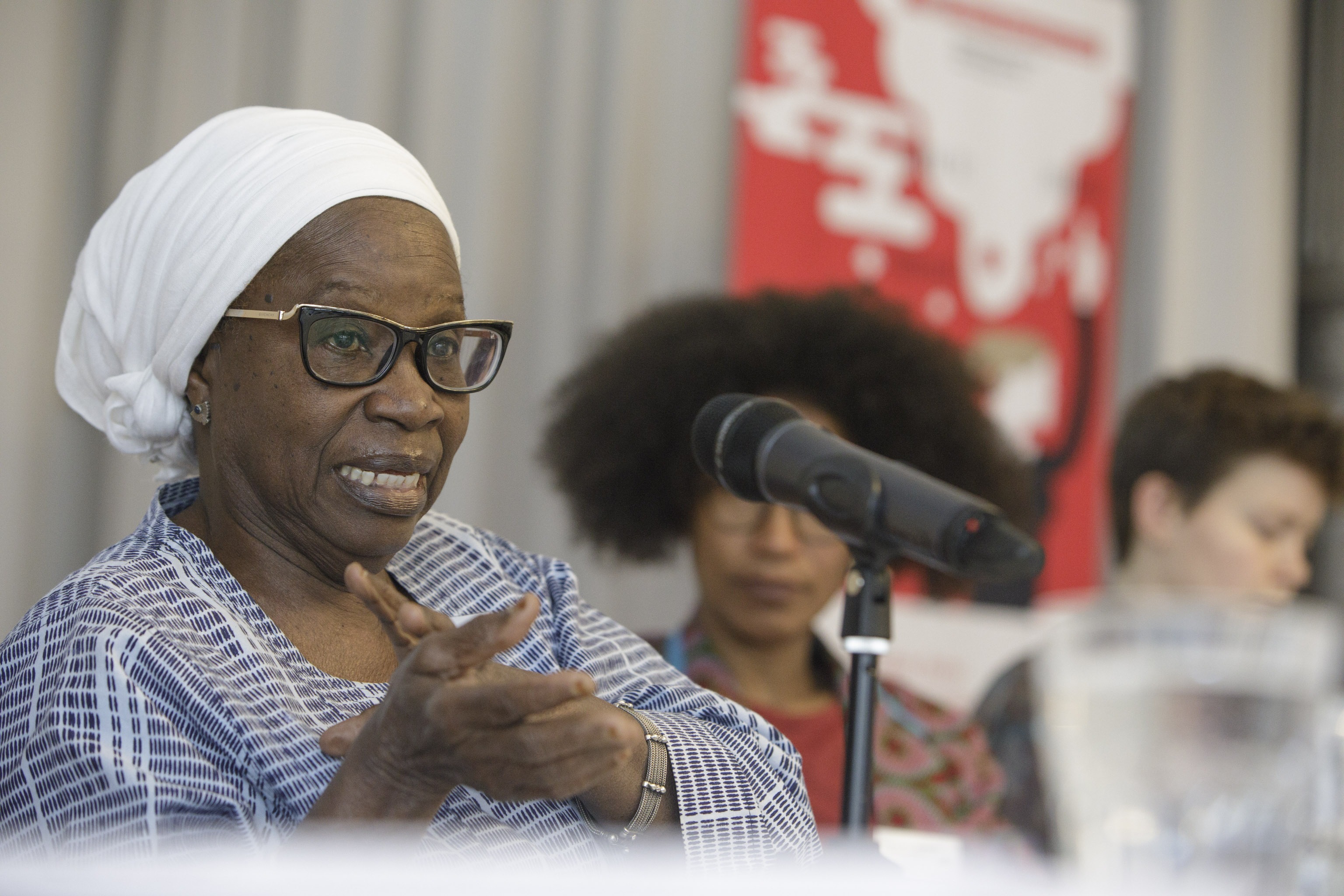 Un accès à l’avortement sûr et des sociétés sans discrimination : les droits sexuels et les droits reproductifs sous pression dans le monde