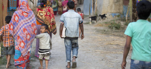 Votez non aux coupes dans la solidarité internationale!
