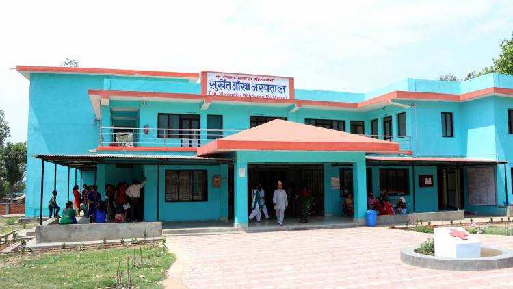 Débuts prometteurs pour le nouvel hôpital ophtalmique