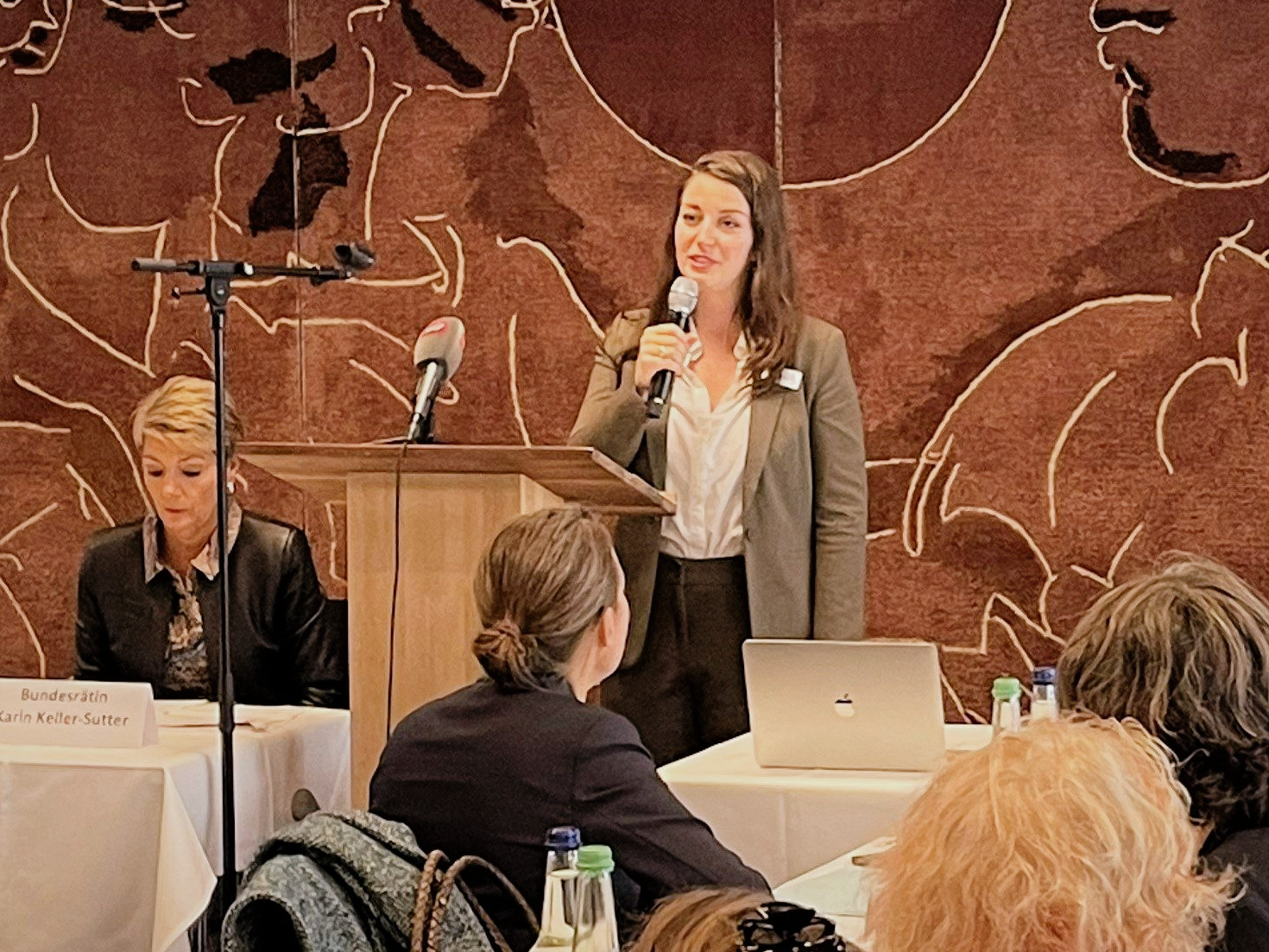 20 ans de l’introduction du régime du délai : une célébration avec une revendication claire